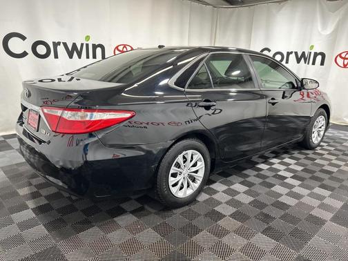 2015 Toyota Camry Hybrid LE