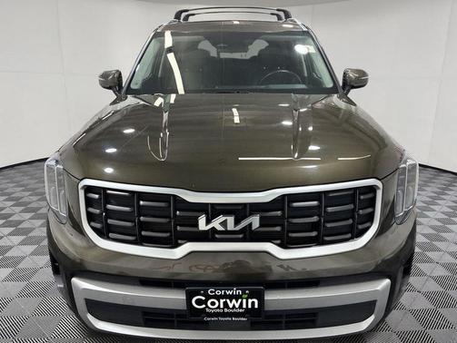 Dark Moss 2025 Kia Telluride S