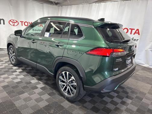 2025 Toyota Corolla Cross XLE