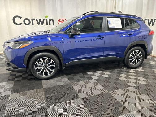 2025 Toyota Corolla Hybrid SE