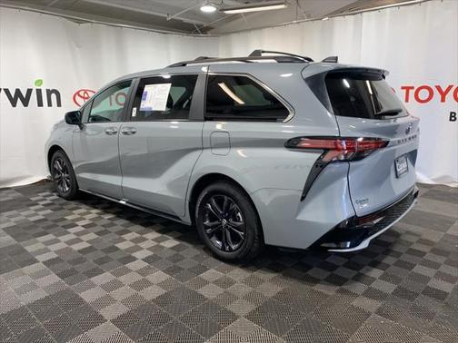 2024 Toyota Sienna XSE 7 Passenger