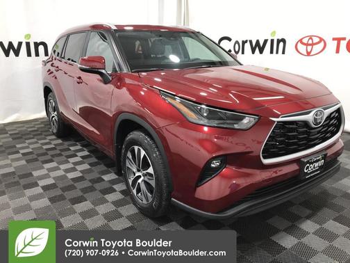2025 Toyota Highlander XLE