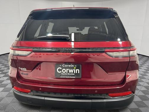 Velvet Red Pearlcoat 2024 Jeep Grand Cherokee Altitude