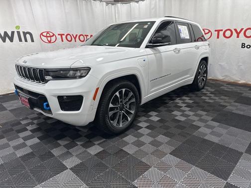 2022 Jeep Grand Cherokee 4xe Overland