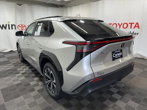 2025 Toyota bZ4X XLE