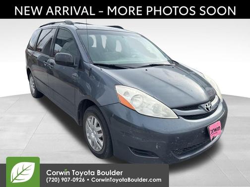 2009 Toyota Sienna LE