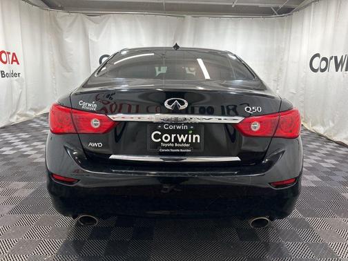 2015 INFINITI Q50 Premium