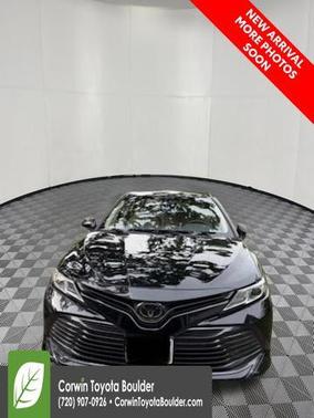 Midnight Black Metallic 2018 Toyota Camry LE