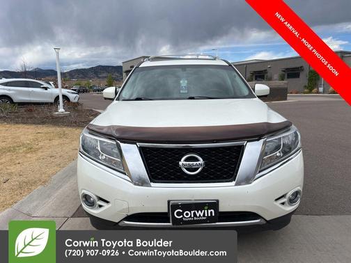 Pearl White 2015 Nissan Pathfinder SL