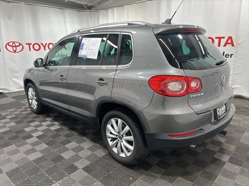 2011 Volkswagen Tiguan SE