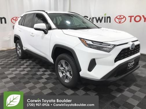 2022 Toyota RAV4 Hybrid XLE