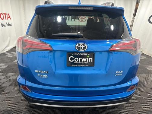 2018 Toyota RAV4 XLE