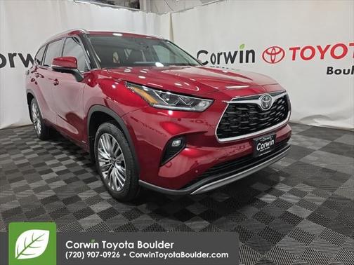 2025 Toyota Highlander Hybrid Platinum