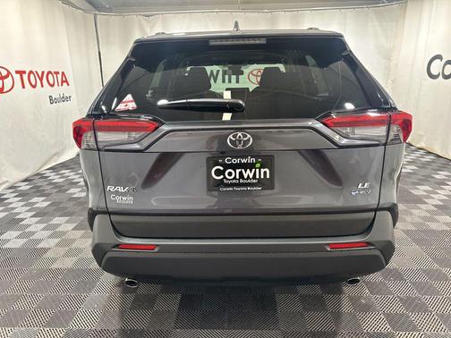 2025 Toyota RAV4 Hybrid LE