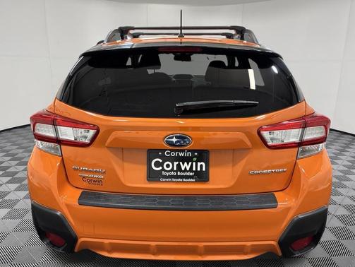 Sunshine Orange 2018 Subaru Crosstrek 2.0i