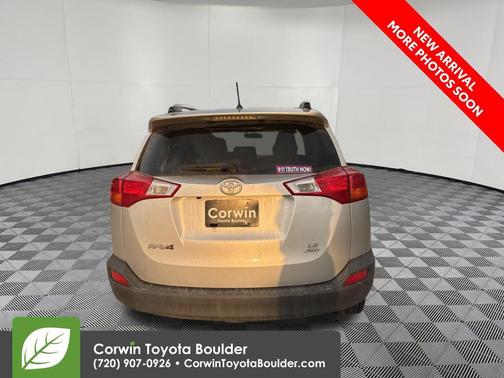 Classic Silver Metallic 2015 Toyota RAV4 LE