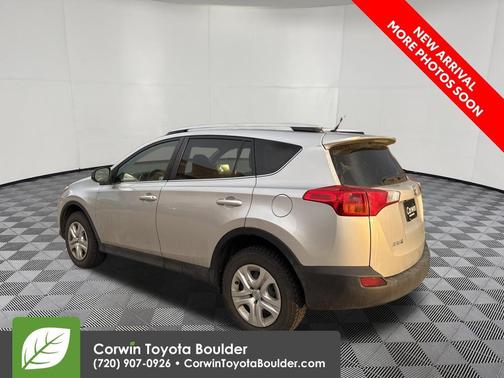 Classic Silver Metallic 2015 Toyota RAV4 LE