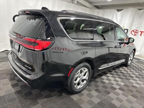 2023 Chrysler Pacifica Limited