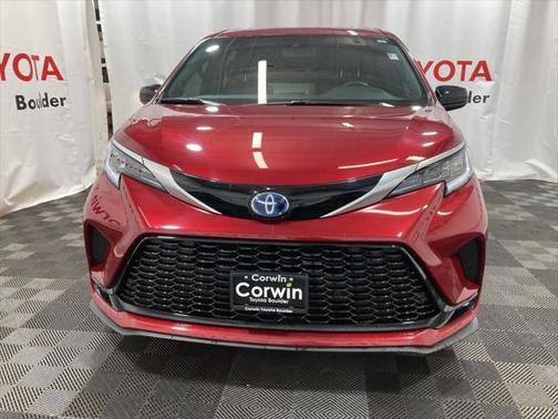 2022 Toyota Sienna XSE 7 Passenger