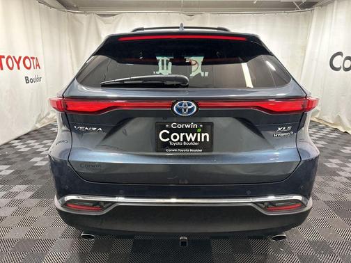 2022 Toyota Venza XLE