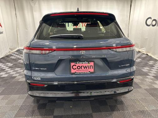 2025 Toyota Crown Signia Limited