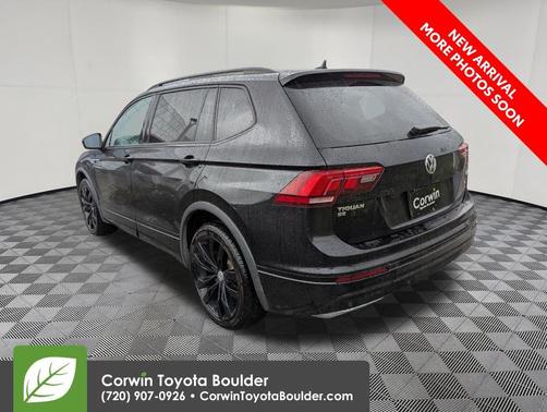 Deep Black 2021 Volkswagen Tiguan 2.0T SE R-Line Black 4MOTION