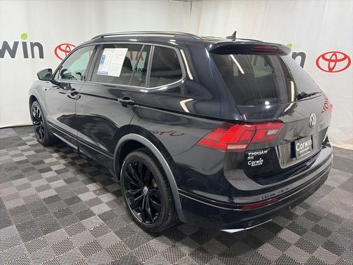 Deep Black 2021 Volkswagen Tiguan 2.0T SE R-Line Black 4MOTION