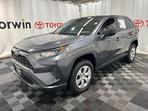 2022 Toyota RAV4 LE