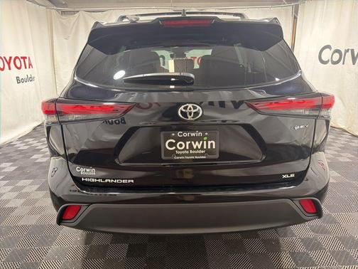 2026 Toyota Highlander Hybrid XLE