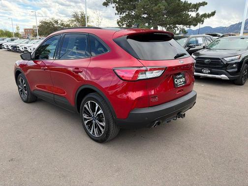 Rapid Red Metallic Tinted Clearcoat 2022 Ford Escape SEL
