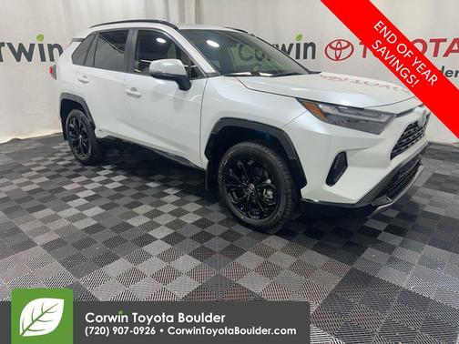 2025 Toyota RAV4 Hybrid SE