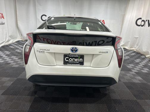 2016 Toyota Prius Two
