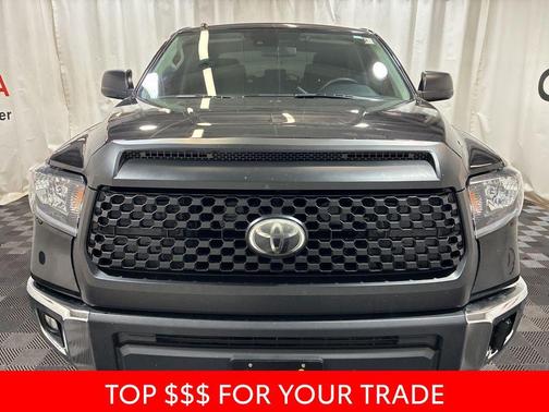 Midnight Black Metallic 2018 Toyota Tundra SR5
