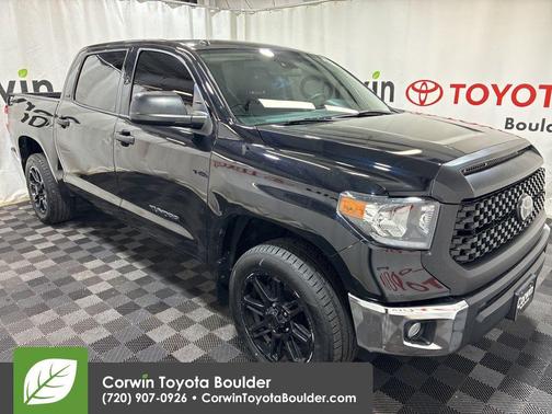 Midnight Black Metallic 2018 Toyota Tundra SR5