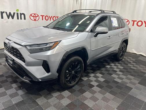2024 Toyota RAV4 Hybrid SE