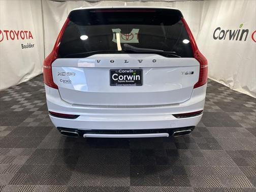2017 Volvo XC90 T6 R-Design