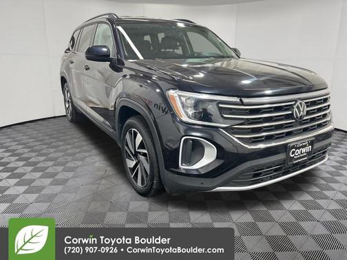 Deep Black Pearl 2025 Volkswagen Atlas 2.0T SE w/Technology 4MOTION