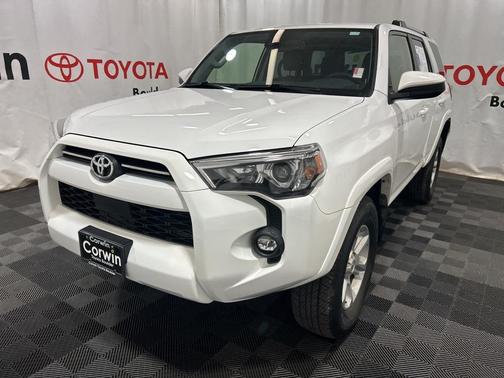 2022 Toyota 4Runner SR5