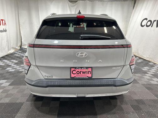 2024 Hyundai KONA EV SEL