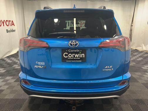 2016 Toyota RAV4 Hybrid XLE