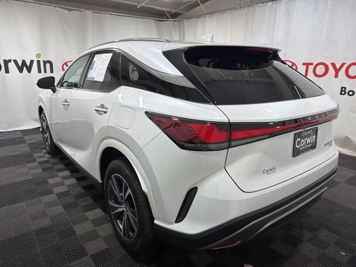 Eminent White Pearl 2024 Lexus RX 350 Premium