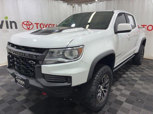 Summit White 2022 Chevrolet Colorado ZR2