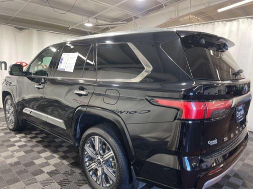 2023 Toyota Sequoia Capstone
