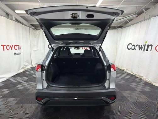 Sonic Silver 2025 Toyota Corolla Hybrid L