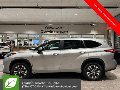 2023 Toyota Highlander XLE