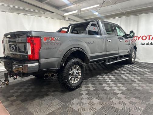 2017 Ford F-350 Lariat