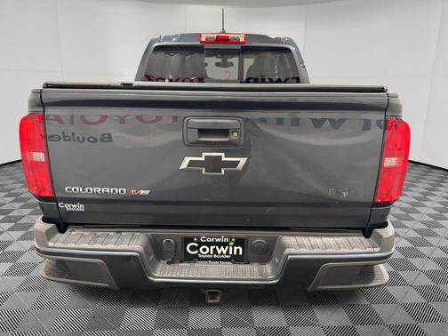 Graphite Metallic 2018 Chevrolet Colorado Z71