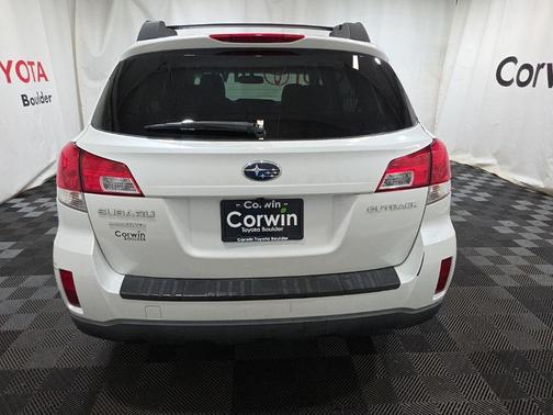 2013 Subaru Outback 2.5i Premium