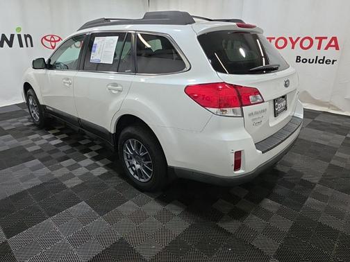 2013 Subaru Outback 2.5i Premium