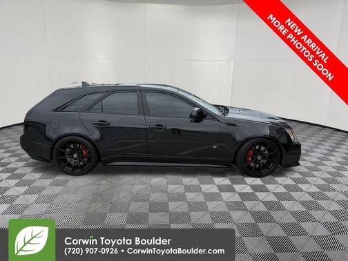 Thunder Gray ChromaFlair 2013 Cadillac CTS-V Base